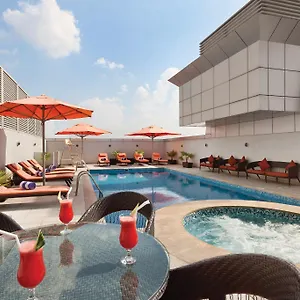 Ramada By Wyndham Deira Hotel Dubaï