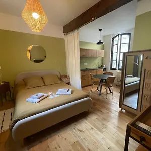 De Charme A La Roquette , Arles France